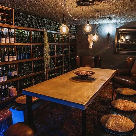 The Edge Boutique Bed And Breakfast 고누비 외부 사진