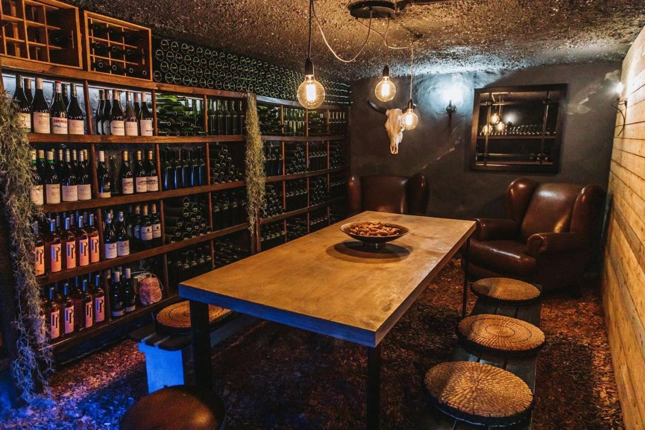 The Edge Boutique Bed And Breakfast 고누비 외부 사진
