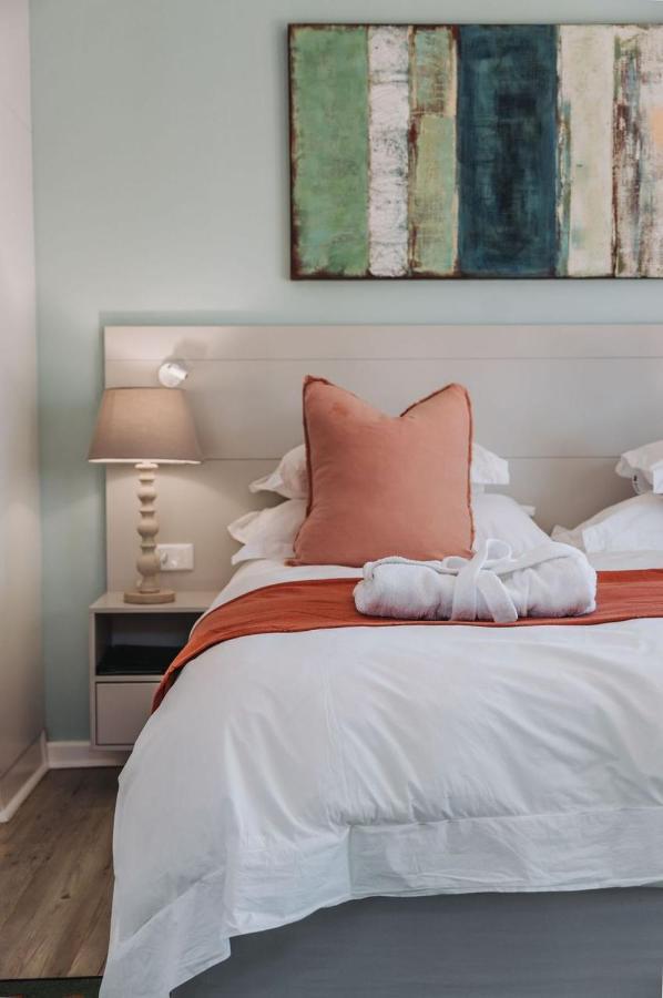 The Edge Boutique Bed And Breakfast 고누비 외부 사진