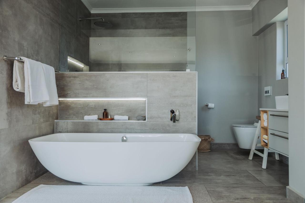 The Edge Boutique Bed And Breakfast 고누비 외부 사진