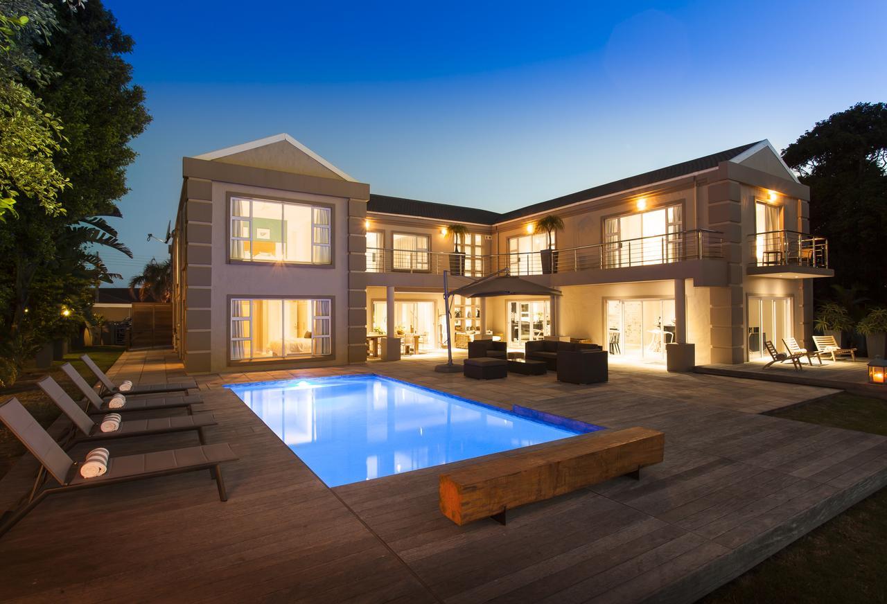 The Edge Boutique Bed And Breakfast 고누비 외부 사진